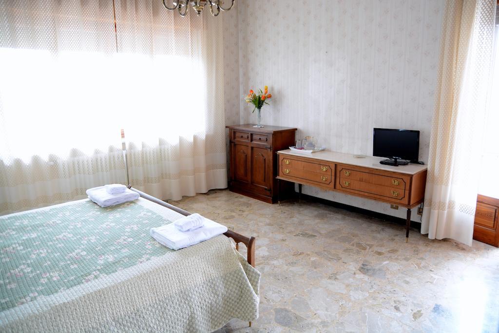 Casa Giordano Bed and Breakfast Mombello Monferrato Buitenkant foto